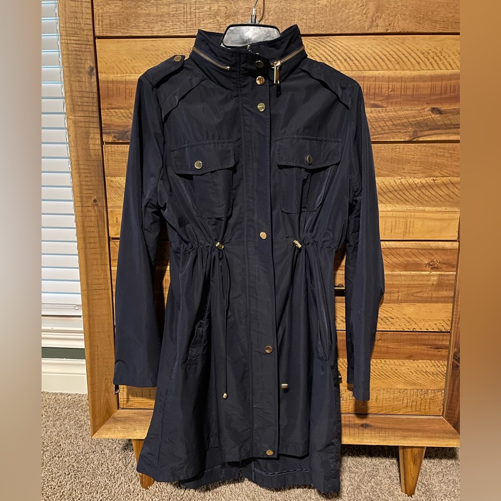 A Pea in the Pod Raincoat Rain Jacket Maternity (Medium, adjustable waist)